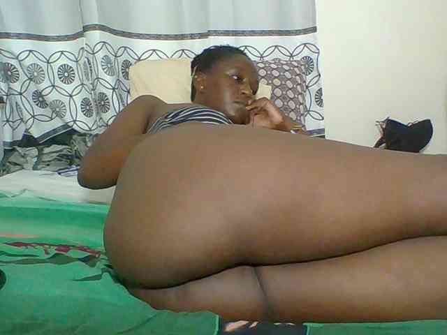 Chocolateskin4 Live Webcam on BongaCams