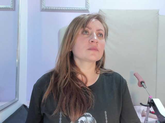 Grettel-ramirez's BongaCams show and profile