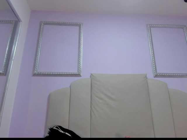 le modèle Grettel-ramirez est en webcam porno dans un show sur le site bongacams, il possède les tags suivants: Latino/Hispanic,Blonde,Shaved