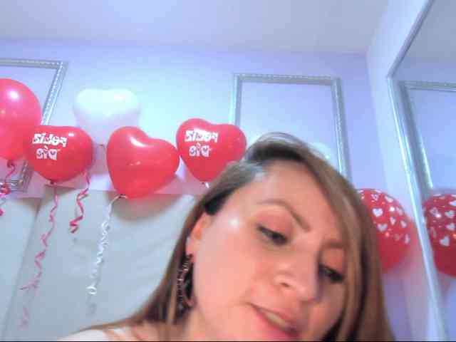 Grettel-ramirez webcam