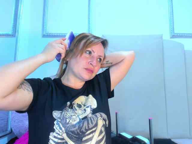 Grettel-ramirez webcam