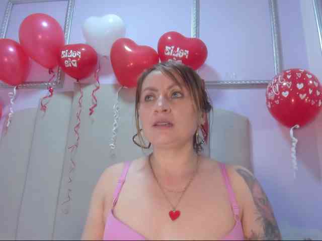 Grettel-ramirez webcam