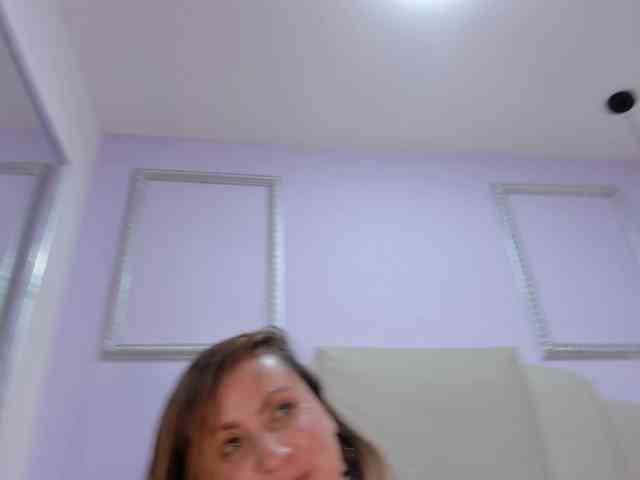 Grettel-ramirez webcam