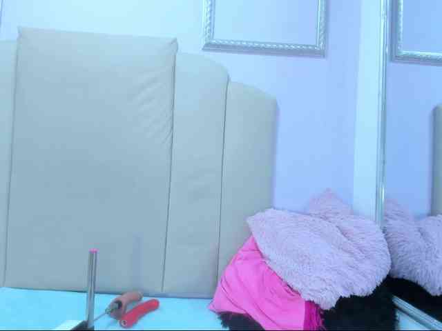 Grettel-ramirez webcam