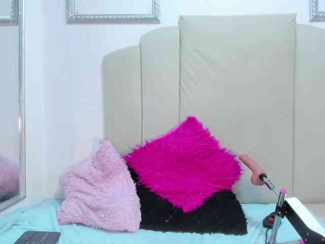 Grettel-ramirez webcam