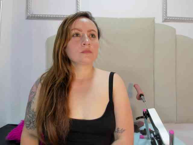 Grettel-ramirez webcam
