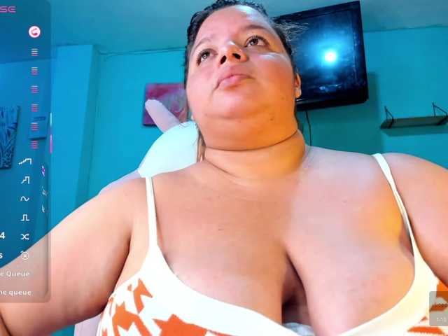 lexxy-bbw live cam profile