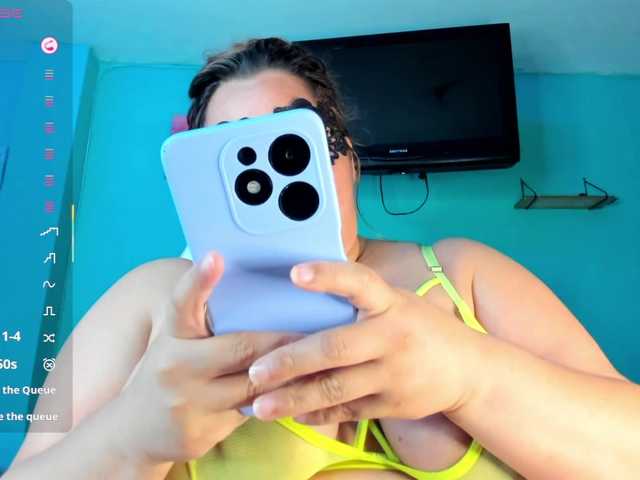 lexxy-bbw live cam profile