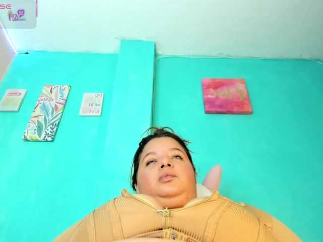 lexxy-bbw's BongaCams show and profile