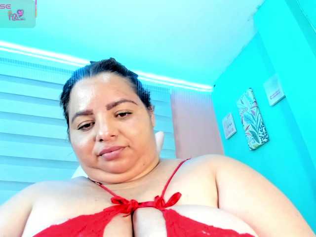lexxy-bbw's BongaCams show and profile