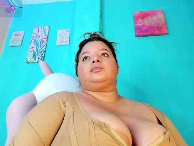 lexxy-bbw webcam