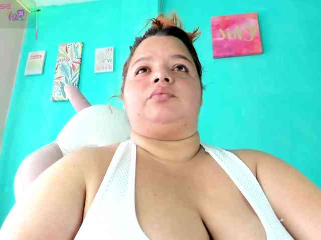 lexxy-bbw webcam