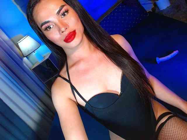 misslovelyshyna Live Webcam on BongaCams