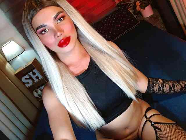 misslovelyshyna Live Webcam on BongaCams