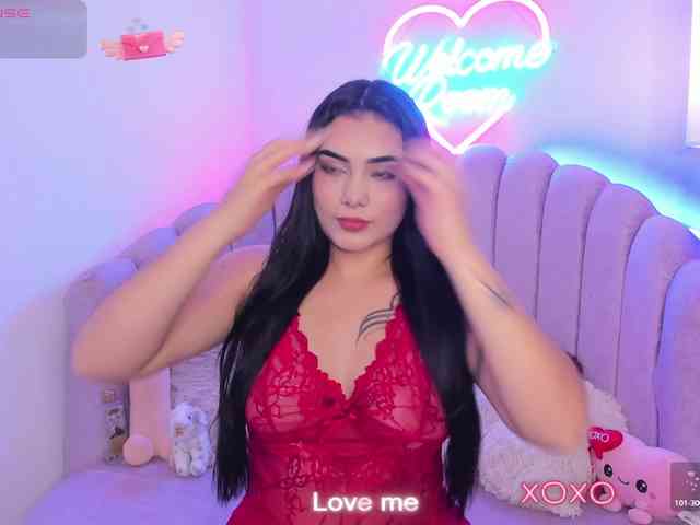 amara-miller webcam