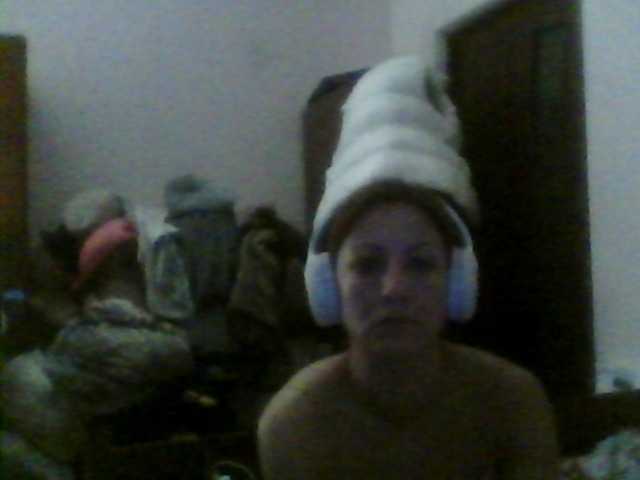 sweetcandy1's BongaCams show and profile