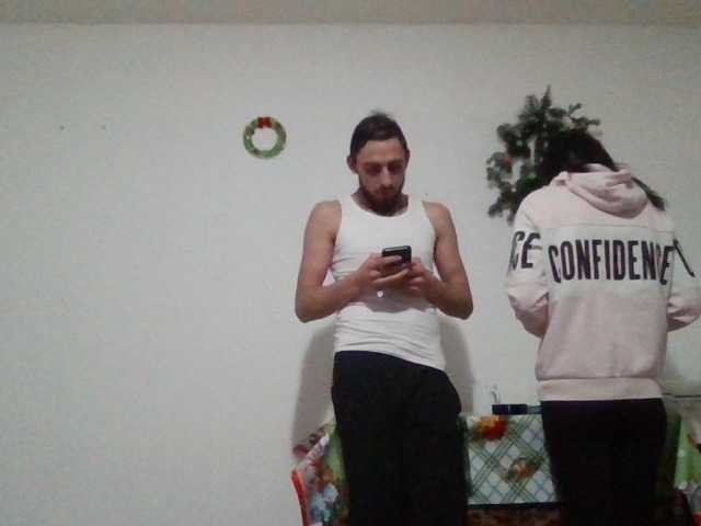 Redx77777's BongaCams show and profile