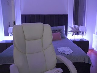 KiraCandyS Porn Show