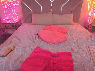 KiraCandyS Porn Show