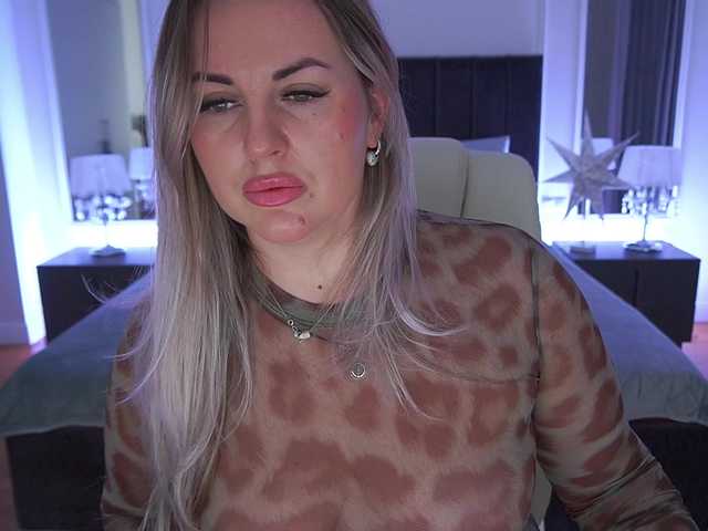 KiraCandyS from BongaCams is Freechat