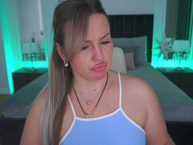 KiraCandyS from BongaCams is Freechat