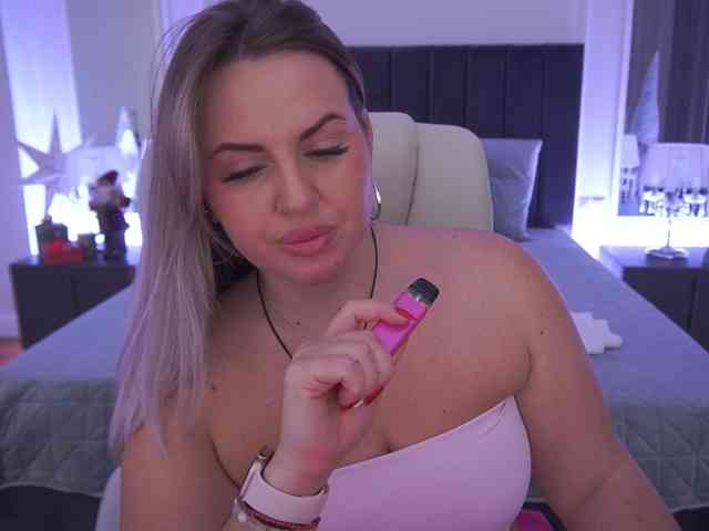 KiraCandyS KiraCandyS