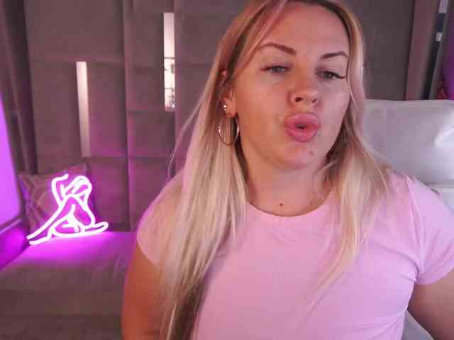 KiraCandyS webcam