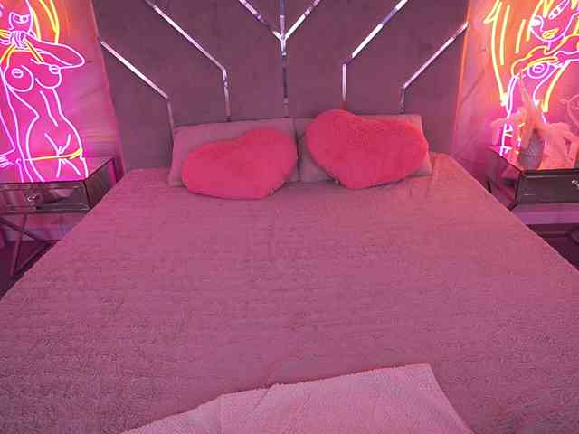 free online web cam KiraCandyS