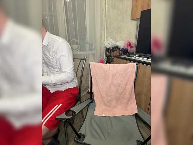 LuckyStar's BongaCams show and profile