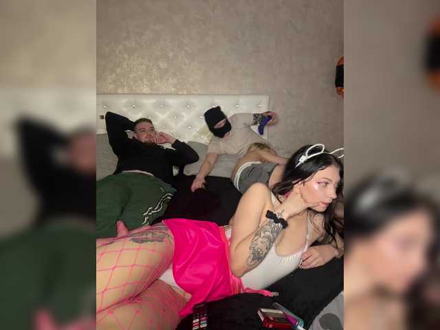 LuckyStar's BongaCams show and profile