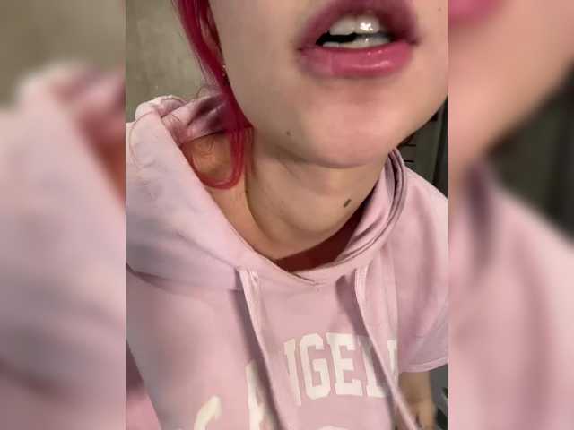 LuckyStar live cam