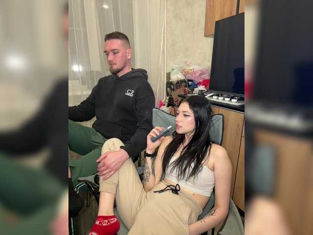 LuckyStar's BongaCams show and profile