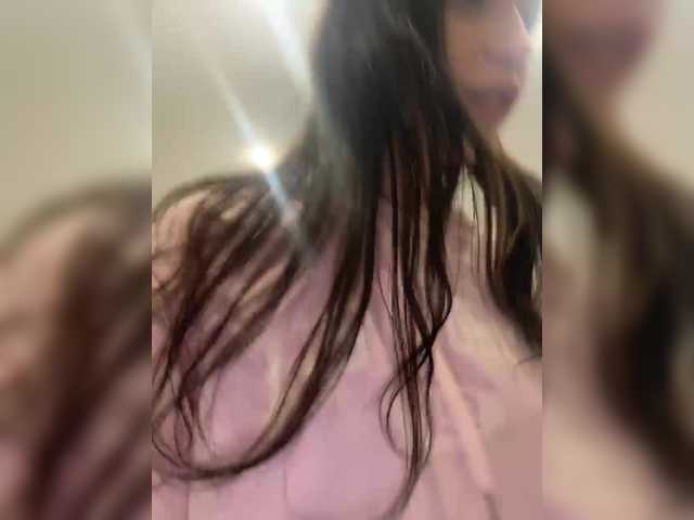 LuckyStar's BongaCams profile