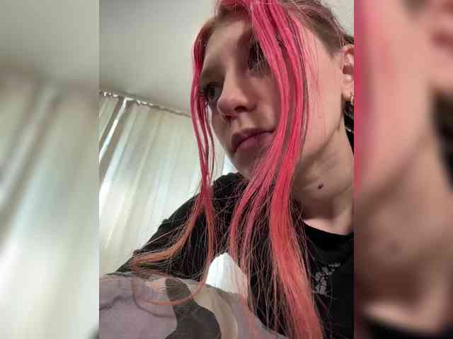 LuckyStar Live Webcam on BongaCams