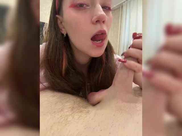 amateur nude online LuckyStar