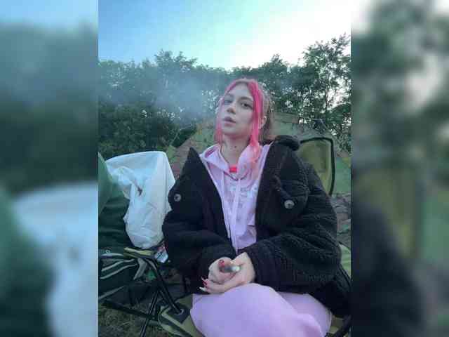 chatroom nude LuckyStar