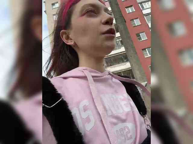amateur nude online LuckyStar