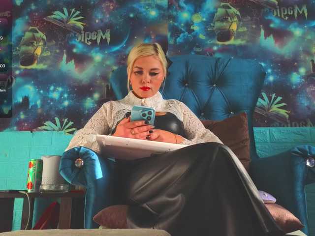 Mistress-Gwen