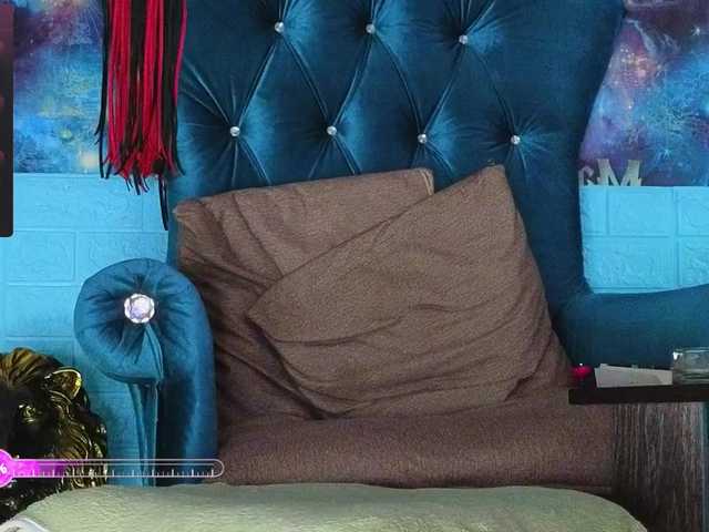 Preview of mistress-gwen