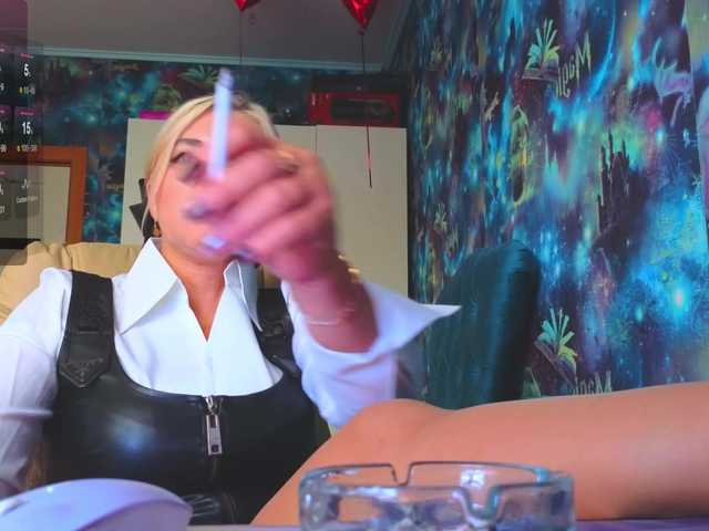 Mistress-Gwen from BongaCams is Freechat