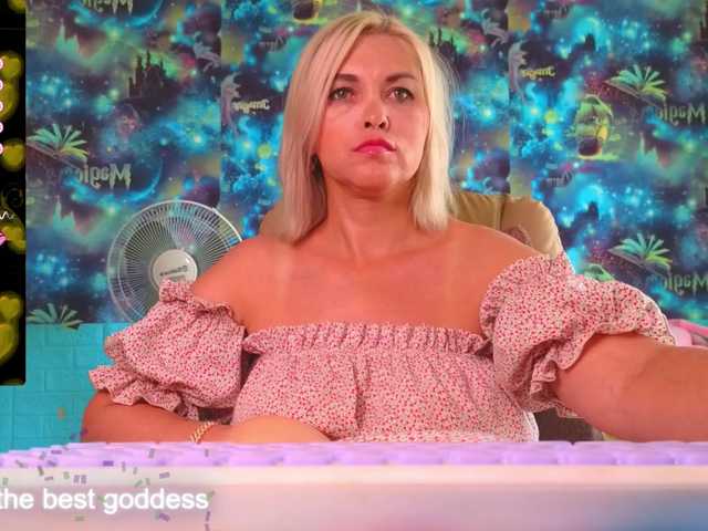  Mistress-Gwen chat room