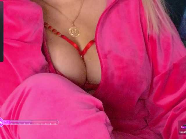 Mistress-Gwen's BongaCams show and profile