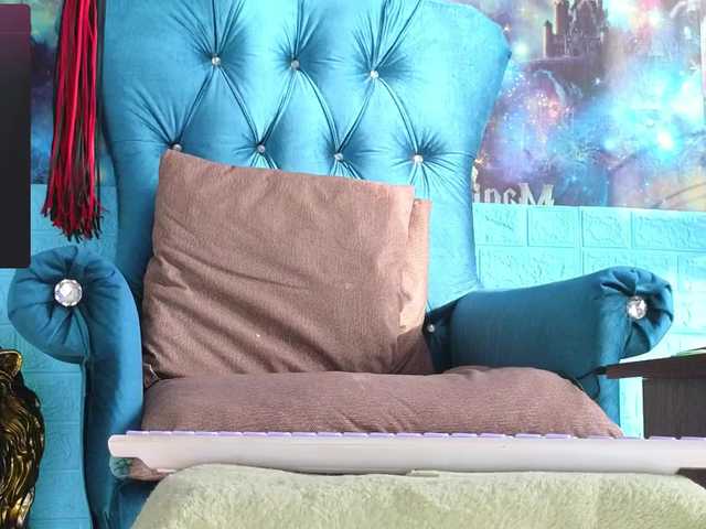 Mistress-Gwen's BongaCams show and profile