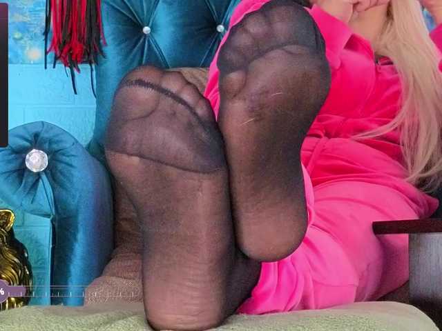 Mistress-Gwen's BongaCams show and profile