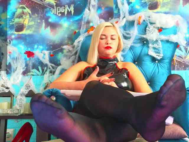 Mistress-Gwen webcam
