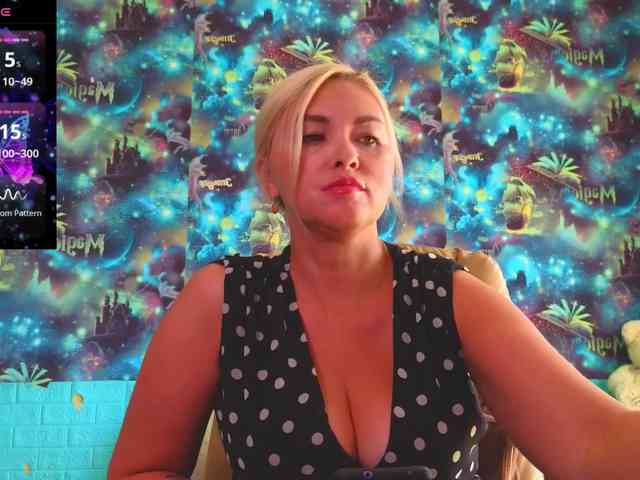 Mistress-Gwen webcam