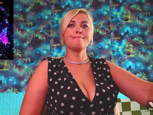 Mistress-Gwen webcam