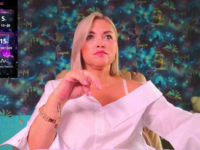 Mistress-Gwen webcam