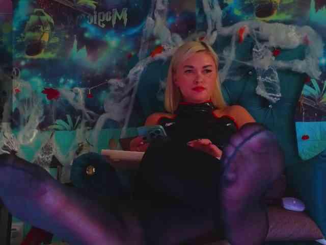 Mistress-Gwen webcam