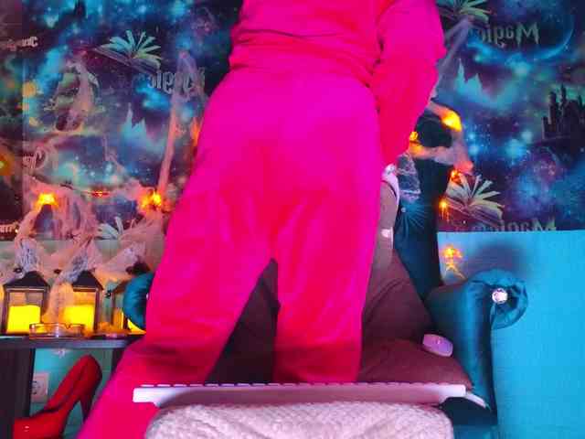 Mistress-Gwen webcam